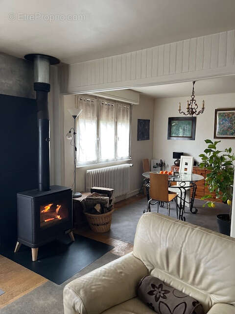 Maison à CRAVANCHE