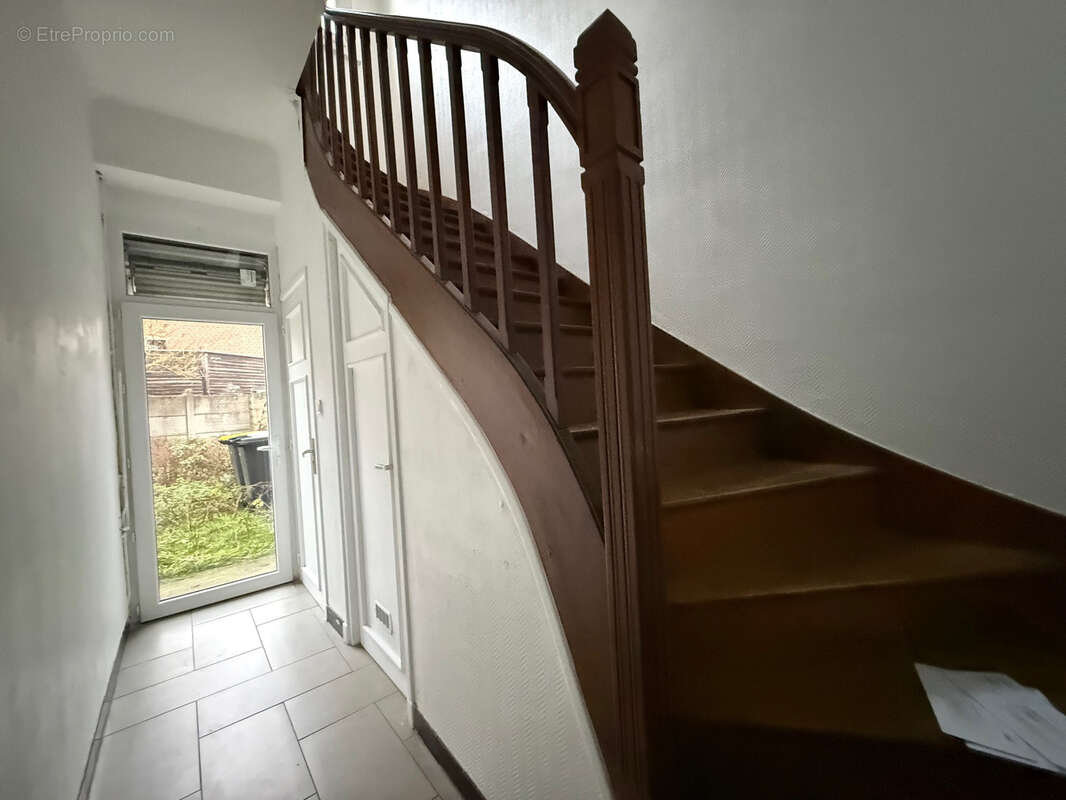 Maison à POIX-DE-PICARDIE