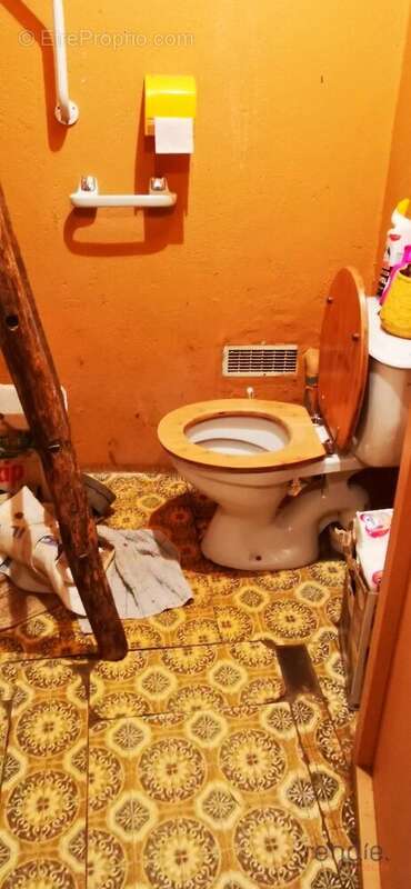 Maison à VILLERS-CHEMIN-ET-MONT-LES-ETRELLES