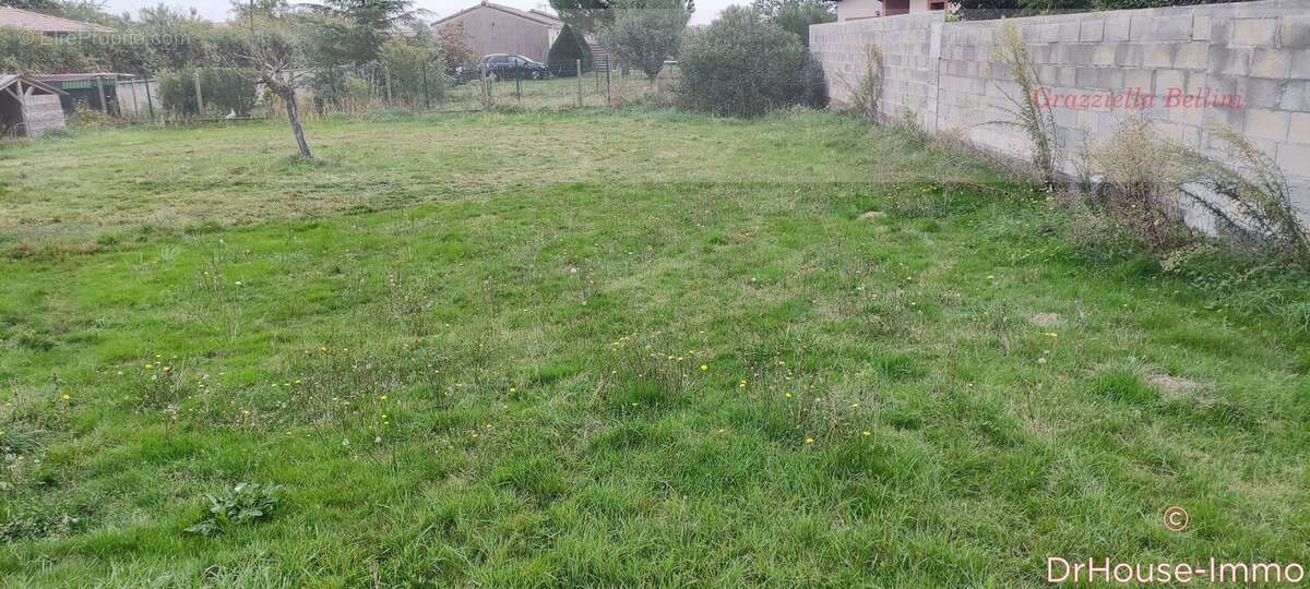 Terrain à LABARTHE-SUR-LEZE