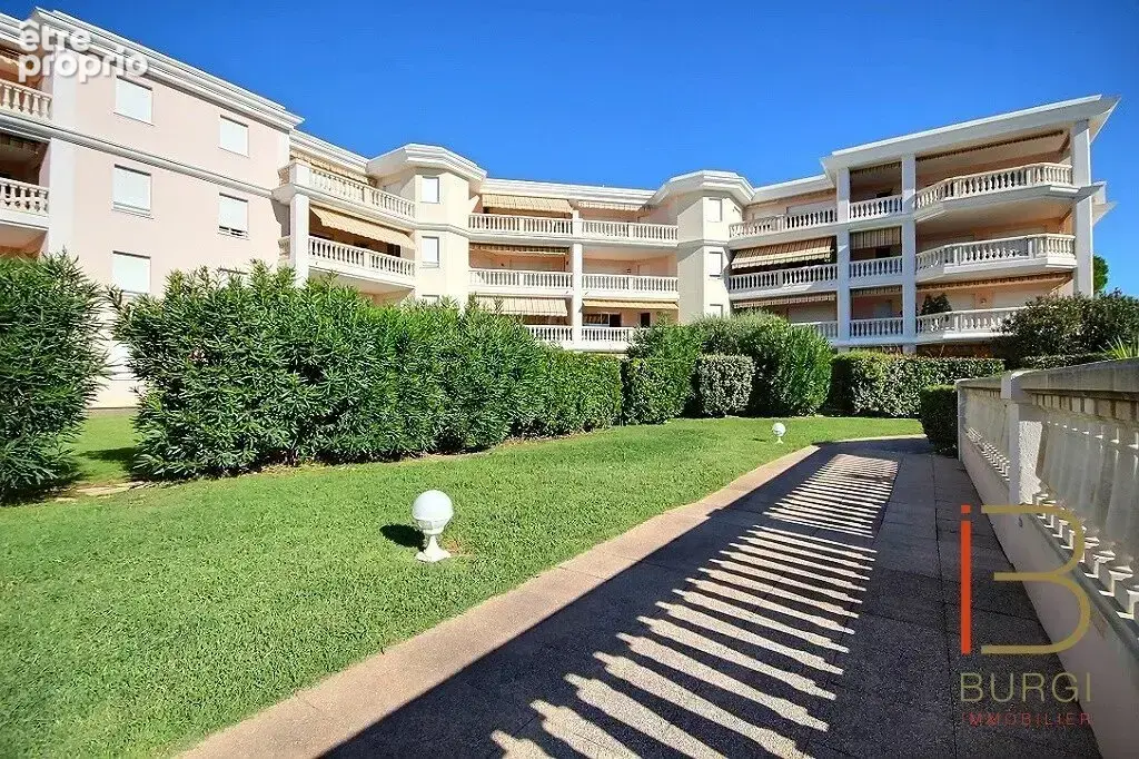 Saint-Raphaël plateau notre dame 2P avec terrasse - jardin, parkings, garage et cave. Piscine. Exclusivité - photo 14