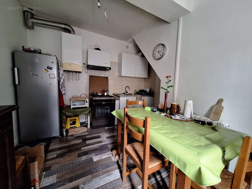 Appartement à LABRUGUIERE