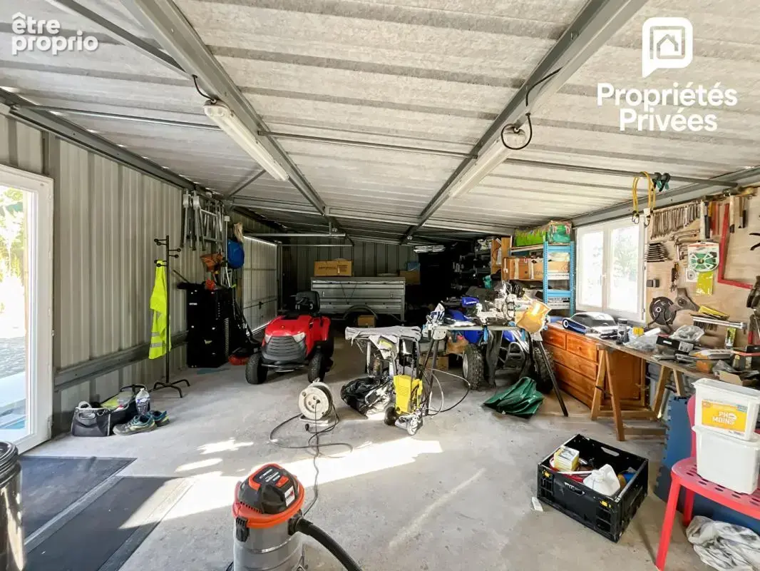 Maison rénovée, 5 chambres, garage avec piscine sur 3 000 m² - photo 15