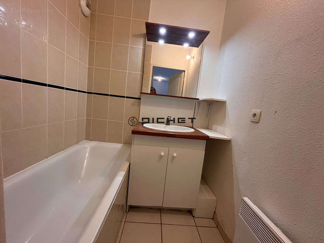 Appartement 40 m² à Biganos  - photo 5