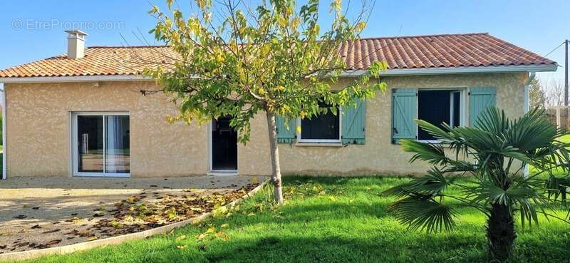 Maison à SAINT-AGNE