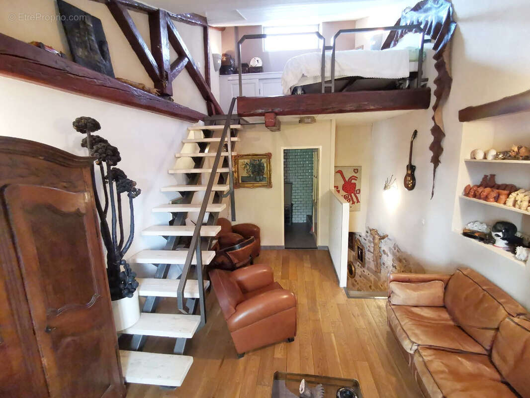 Appartement à BOURG-DE-PEAGE