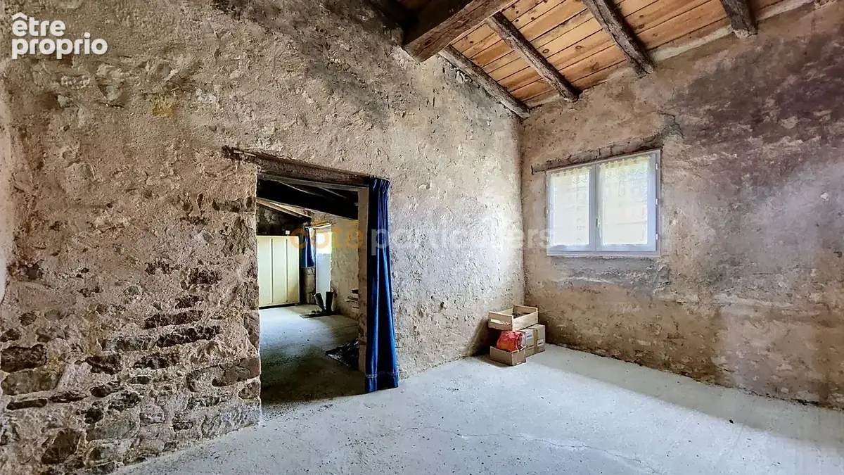 Saint vincent sur jard -- ensemble immobilier -- maison 4 pieces -- grange -- terrains -- 5 hangars - photo 11