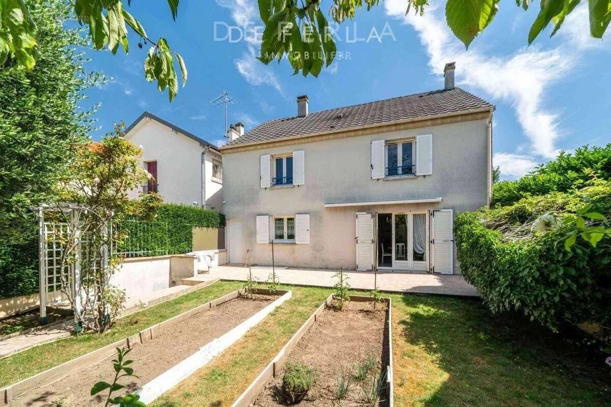 Maison à VITRY-SUR-SEINE