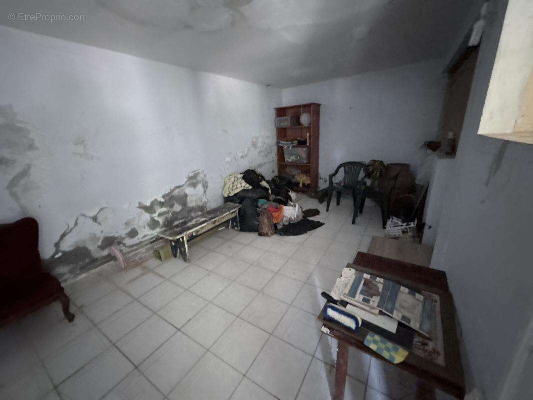 A VENDRE : VILLA F9 à Trois Rivière (97114) - photo 25