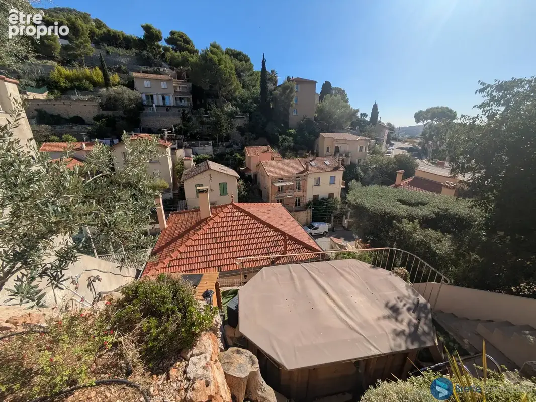 Toulon bas faron - secteur haut de siblas - maison t4 85 m2 avec garage - photo 13
