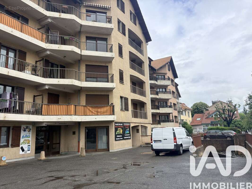 Photo 2 - Parking à GAP