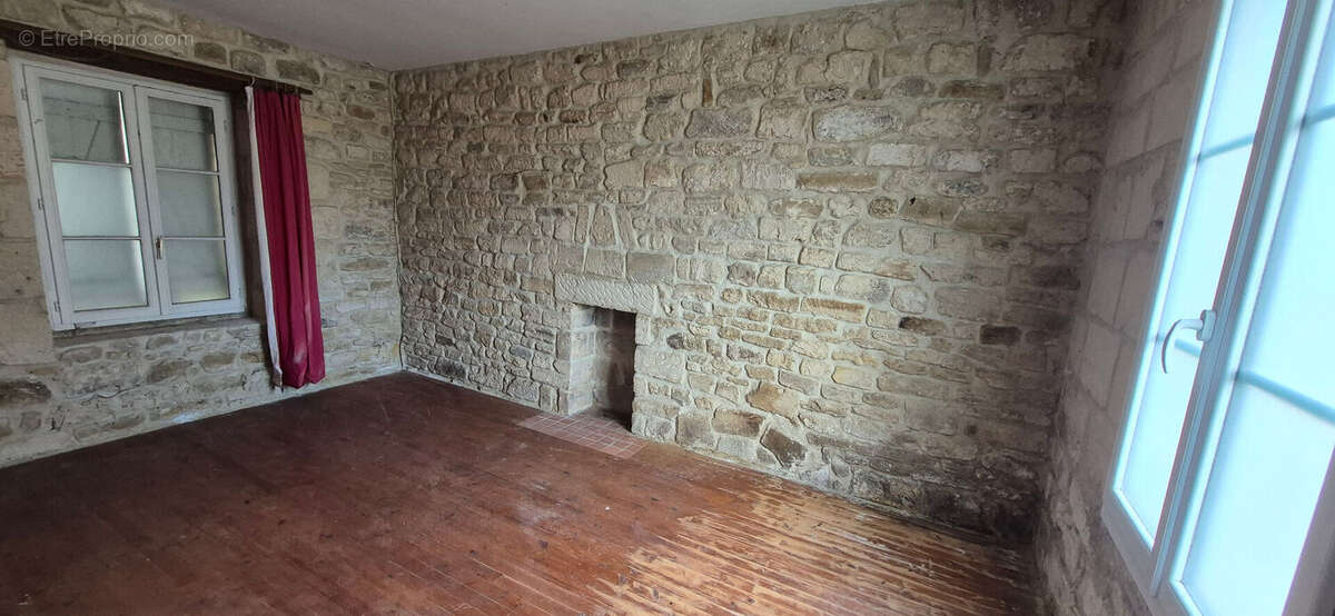 Maison Entre Villers Cotterets et Soissons de 6 pièce(s) 265 m2 - photo 9
