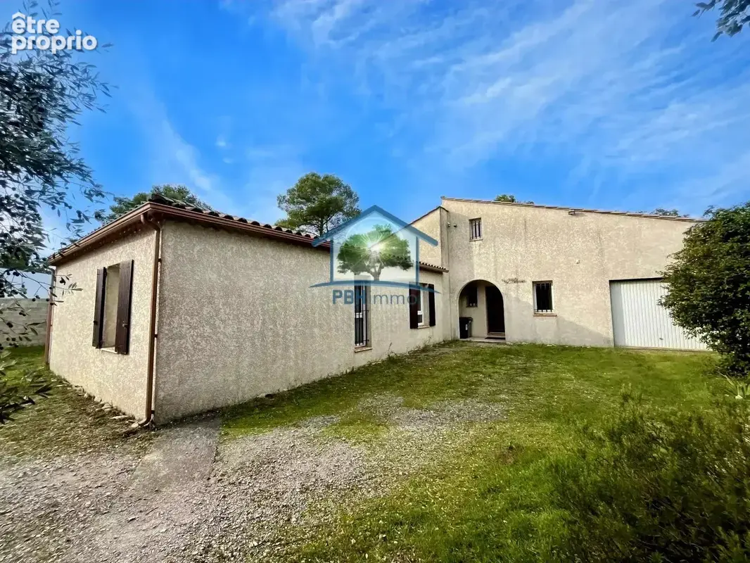 NIMES (30), Propriété de 193 m2 sur terrain de 2676m2 - photo 6