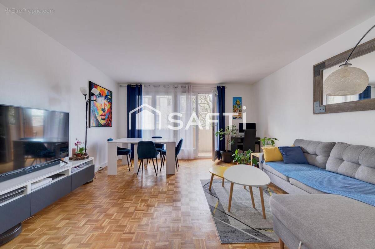 Photo 1 - Appartement à SAINT-MAUR-DES-FOSSES