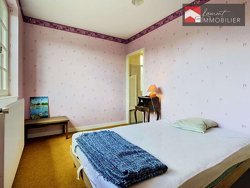 EXCLUSIVITE: Propriété familiale de charme à LACROST - photo 8