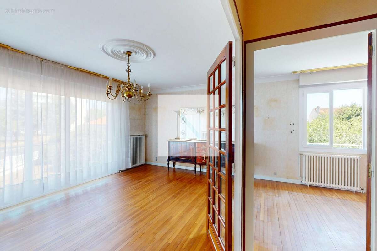 Maison 128 m² à La Rochelle  - photo 3