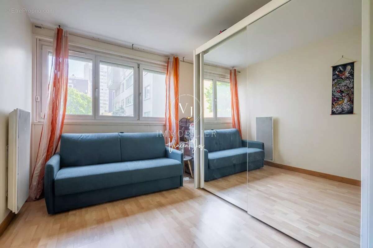 Appartement à CHARENTON-LE-PONT