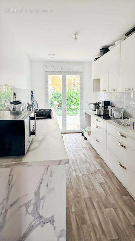 Maison à PARAY-DOUAVILLE