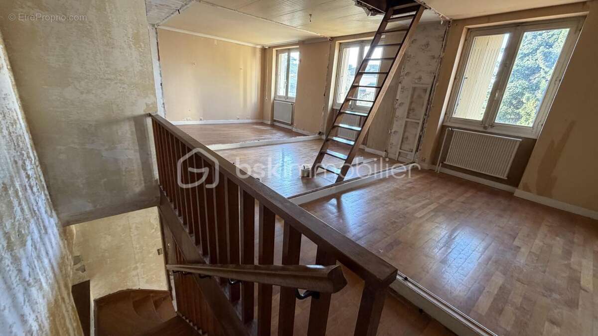 Maison à ROMANS-SUR-ISERE