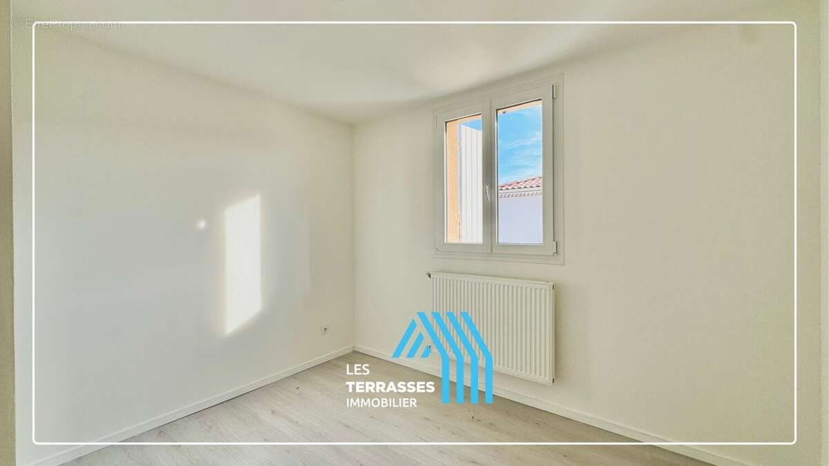 Maison à MONTELIMAR