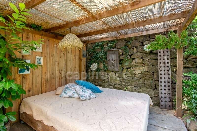 Mas à vendre 15 pièces  523 m2 avec Gîte 14 pers.SAINT SEBASTIEN D'AIGREFEUILLE (30) Terrain + de 7 ha - photo 20