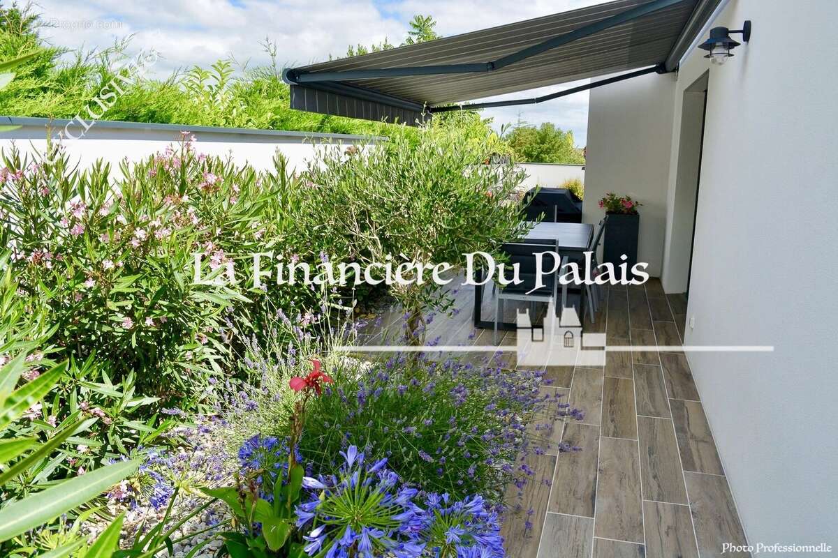 Maison à MESCHERS-SUR-GIRONDE