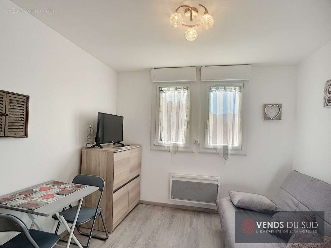 Appartement à LAMALOU-LES-BAINS