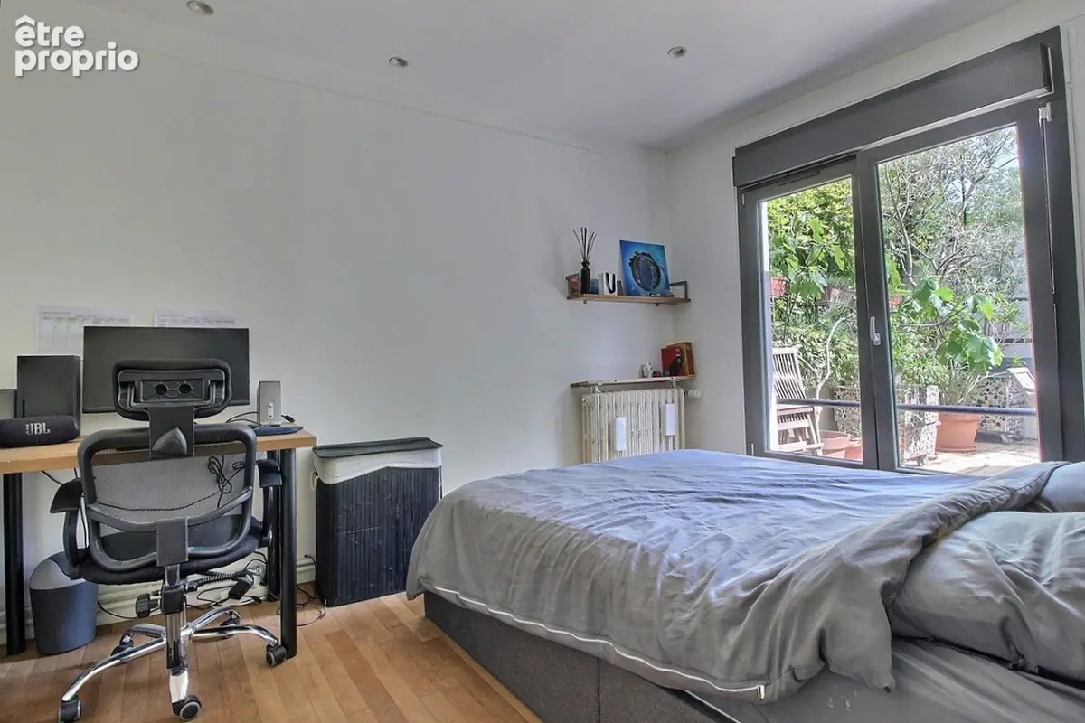 Maison 159 m² à Issy-Les-Moulineaux  - photo 6