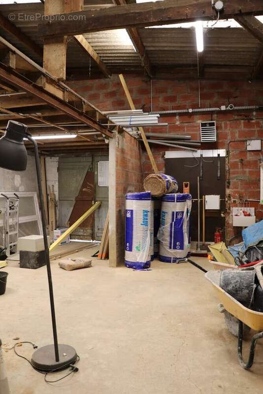 Commerce à LA FERTE-GAUCHER