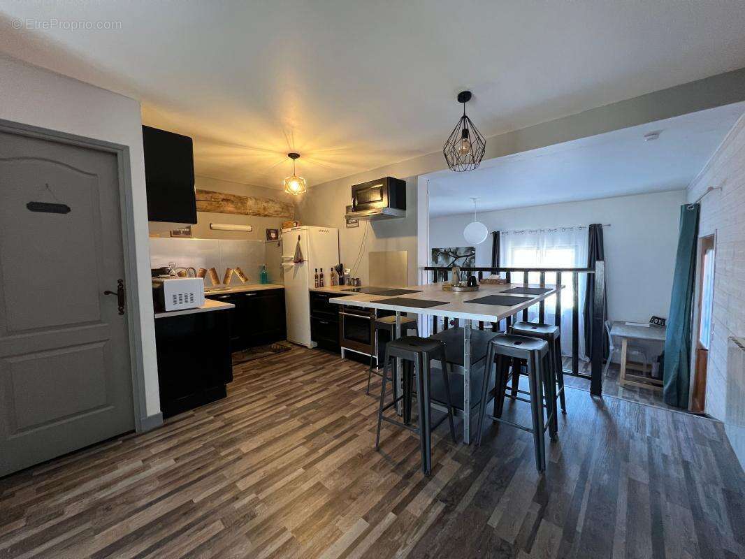 Appartement à VALLIERES