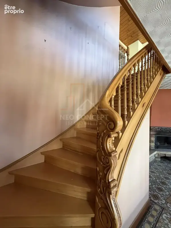 DONNENHEIM  Bien rare : 296 m² habitables + grange  Nombreuses possibilités d’exploitation - photo 4