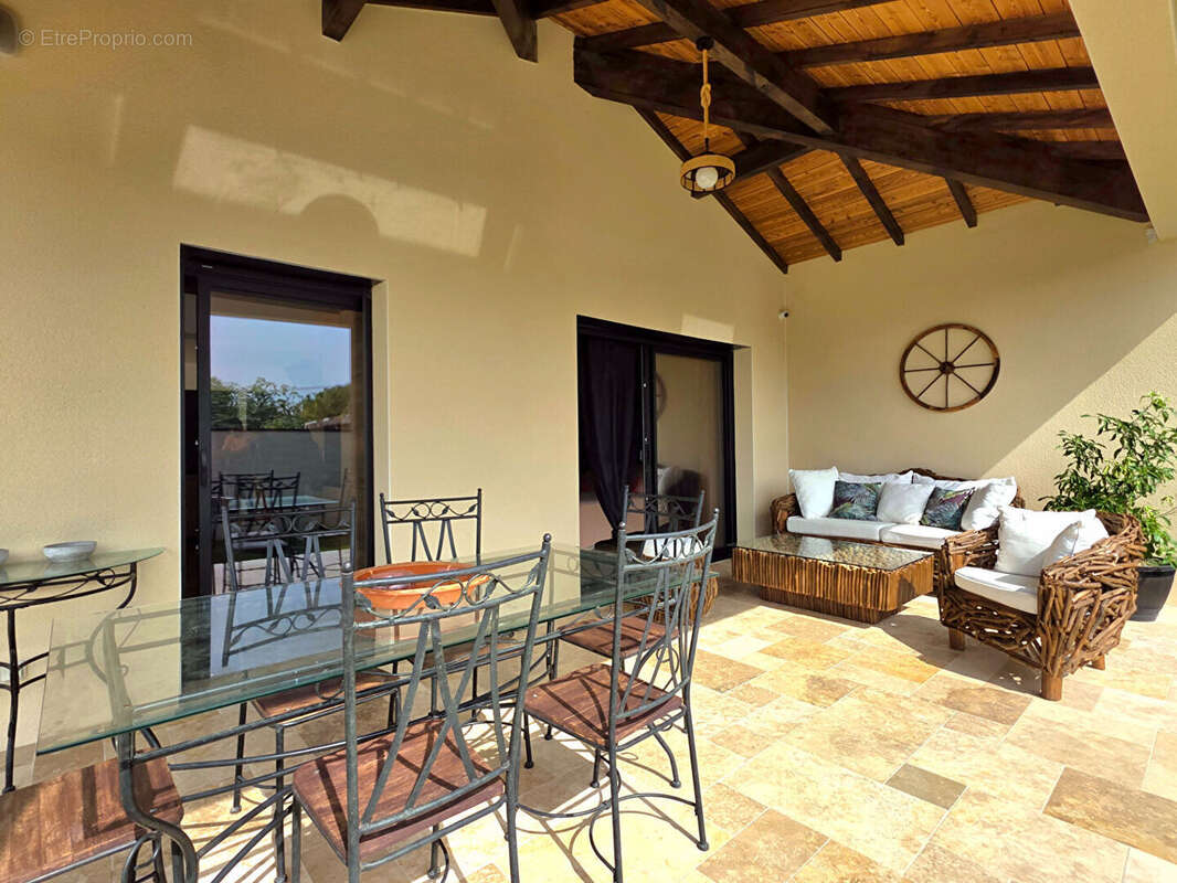 Maison à ROMANS-SUR-ISERE