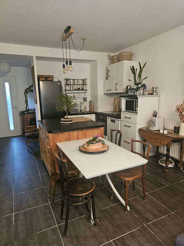 Appartement à SAINT-JEAN-DE-VEDAS