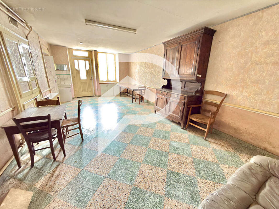 Maison Rochetaillée  8 pièce(s) - photo 6