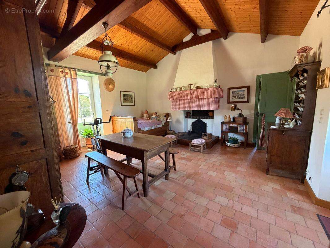 Soullans 85300 - domaine prive de 3,2 hectares clos - propriete d'exception avec granges et presqu'ile - photo 21