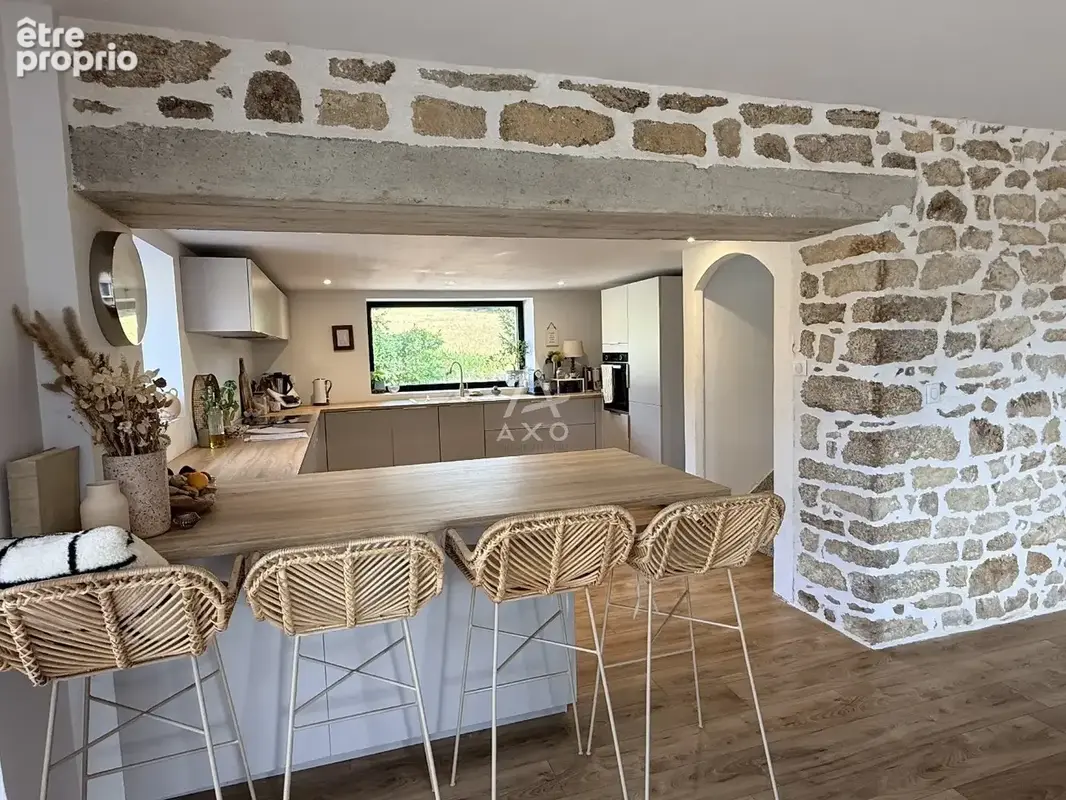 Une propriété rare, rénovée avec goût, où charme et sérénité se rencontrent - photo 7