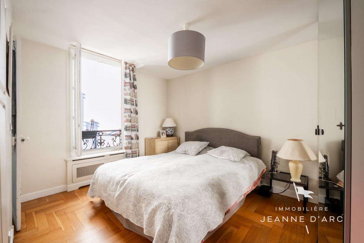 Appartement à VERSAILLES