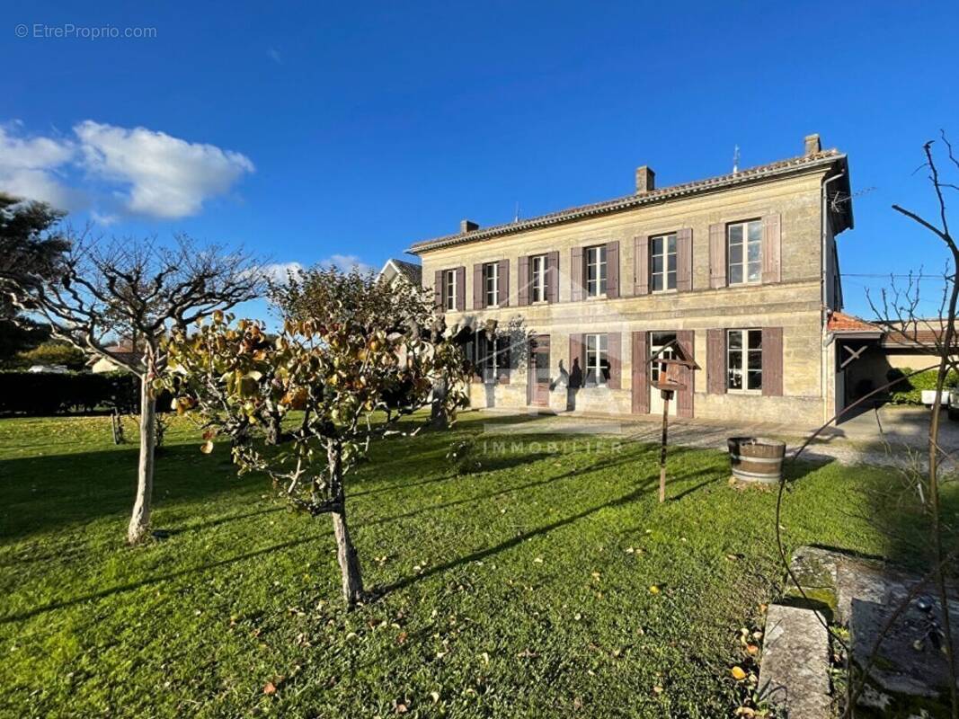 Maison à BOURG