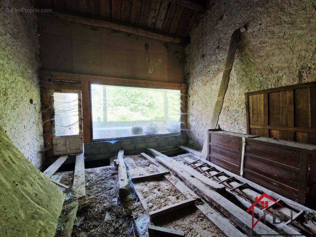 Maison à FRESNES-SUR-APANCE