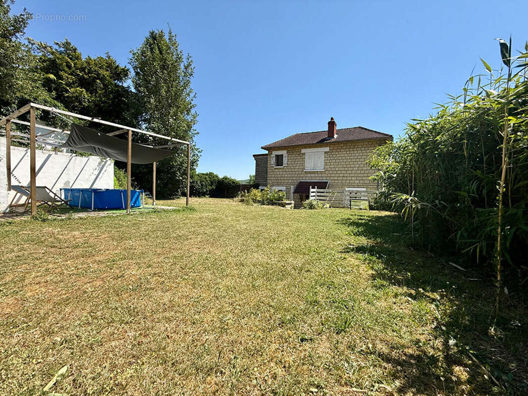 Maison à HARDRICOURT