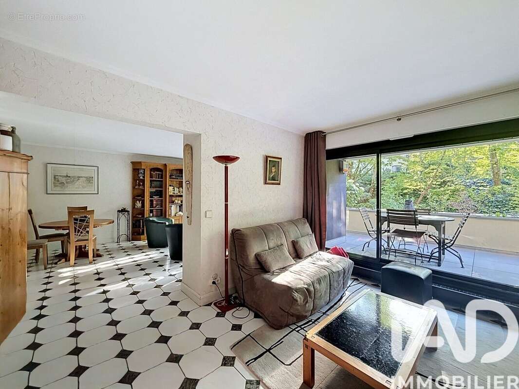 Photo 7 - Appartement à VERRIERES-LE-BUISSON