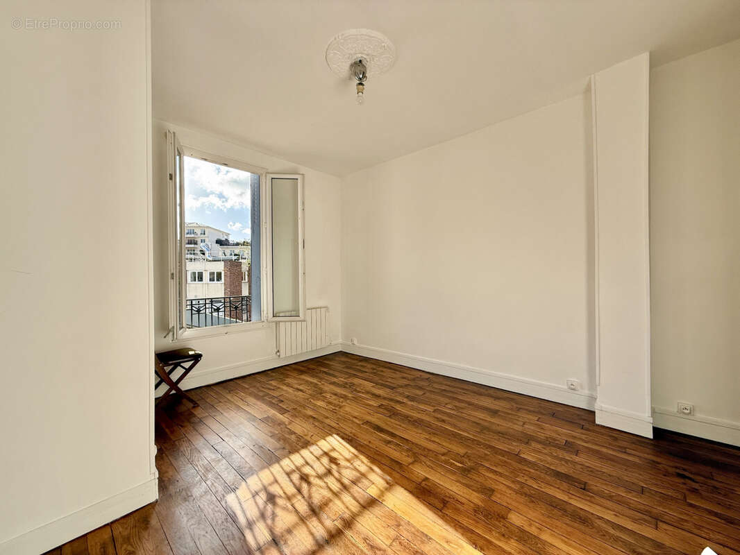 Appartement 37 m² à Issy-Les-Moulineaux  - photo 3