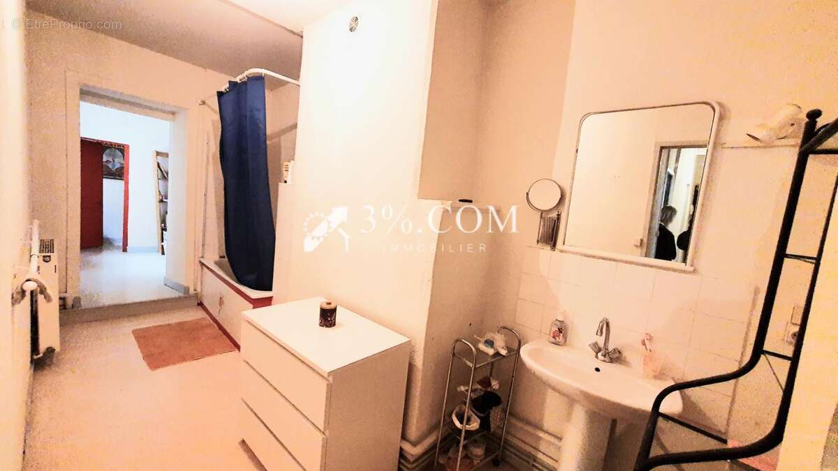 Appartement à SAINT-ETIENNE