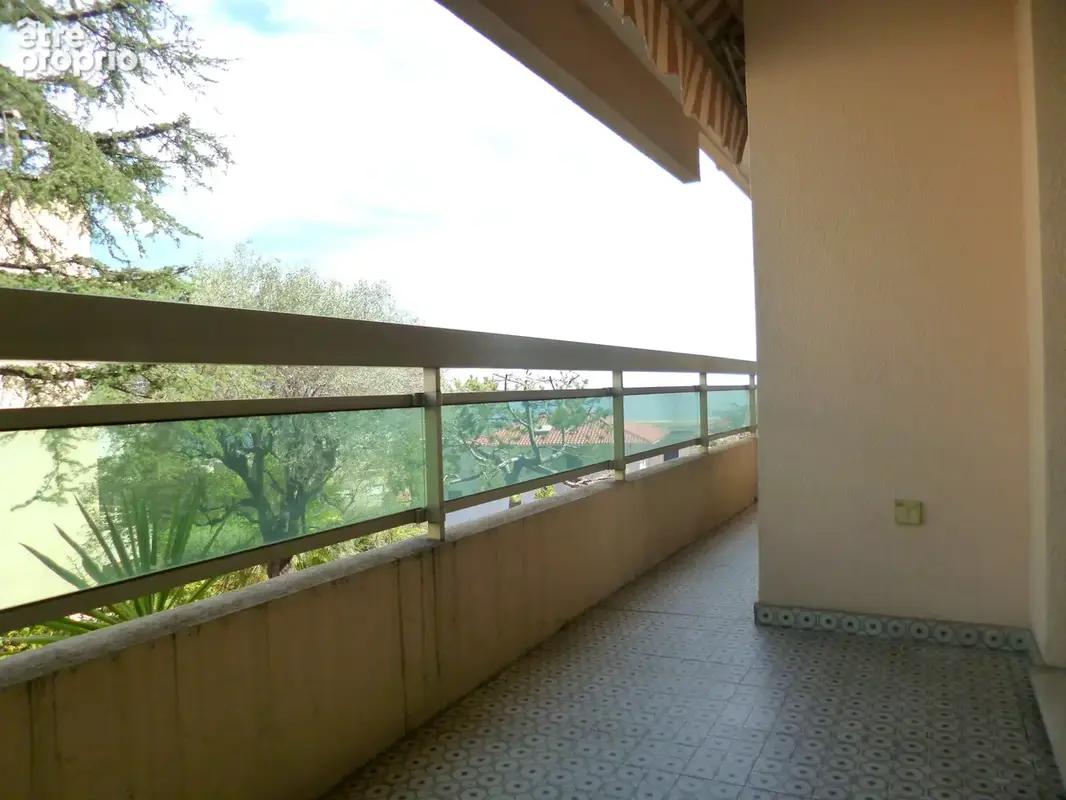 NICE OUEST Corniche Fleurie : Confortable 2 pièces 55m2 au Calme Parking et Cave - photo 5
