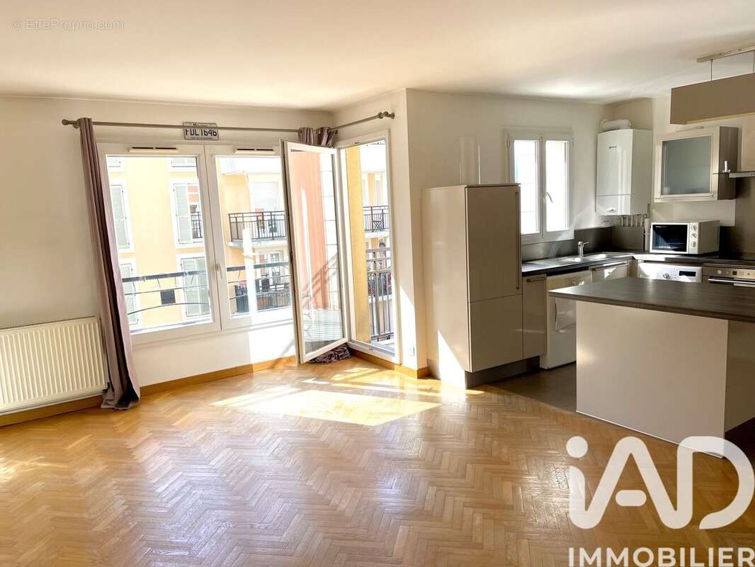 Photo 6 - Appartement à VILLENEUVE-LA-GARENNE