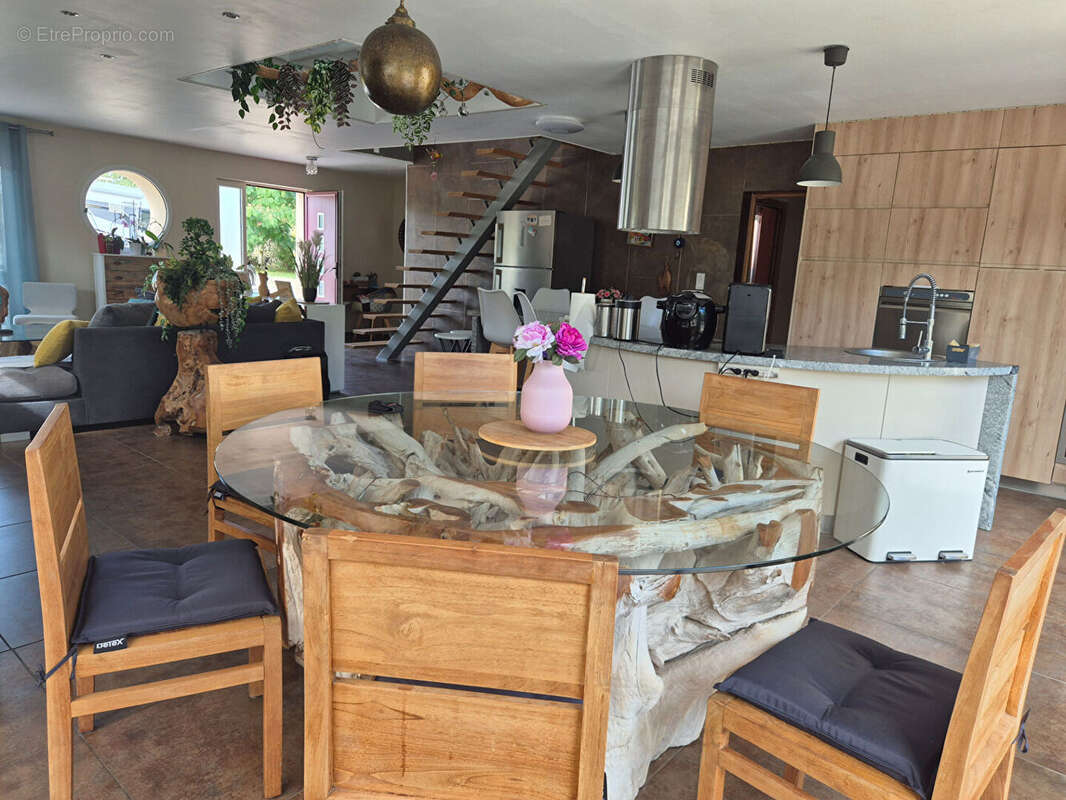 Maison à SAINT-FLOXEL