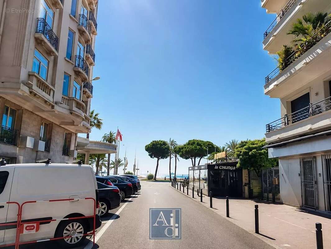 Cannes Proche Croisette - 2 p avec Terrasse - photo 8