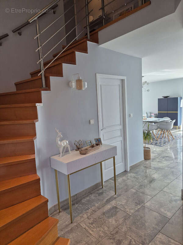 Maison Besancon 6 pièce(s) 166 m2 - photo 3