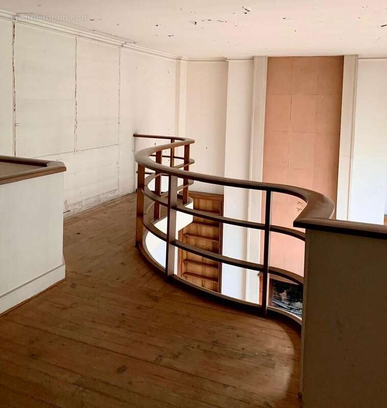 Maison à PARIS-17E