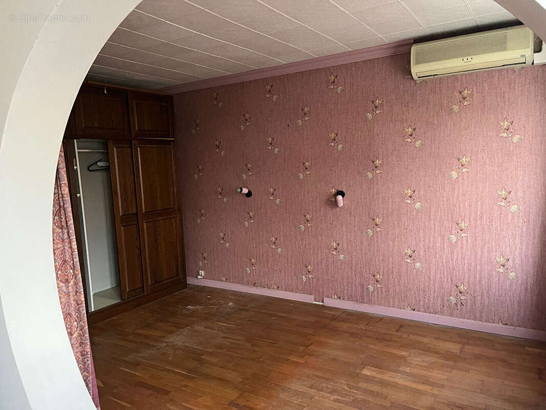 Maison à LE BLANC-MESNIL